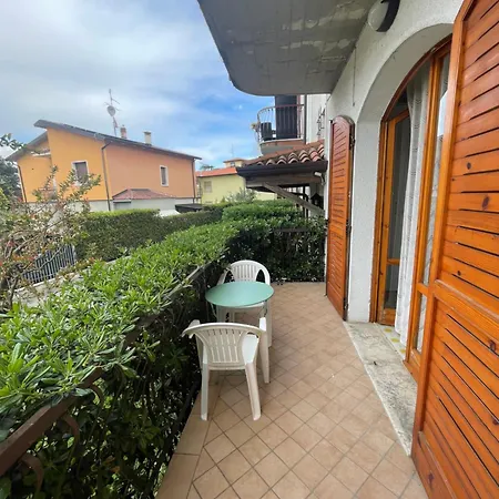 Lake Garda Lovers Peschiera del Garda Exterior photo